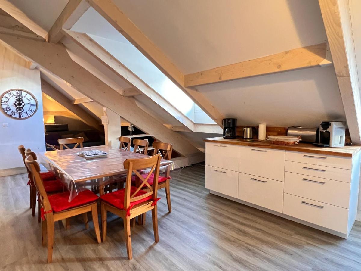 Place De La Mairie T2 Type Loft 70M2 Terrasse 35M2 โกเตอเรต์ ภายนอก รูปภาพ