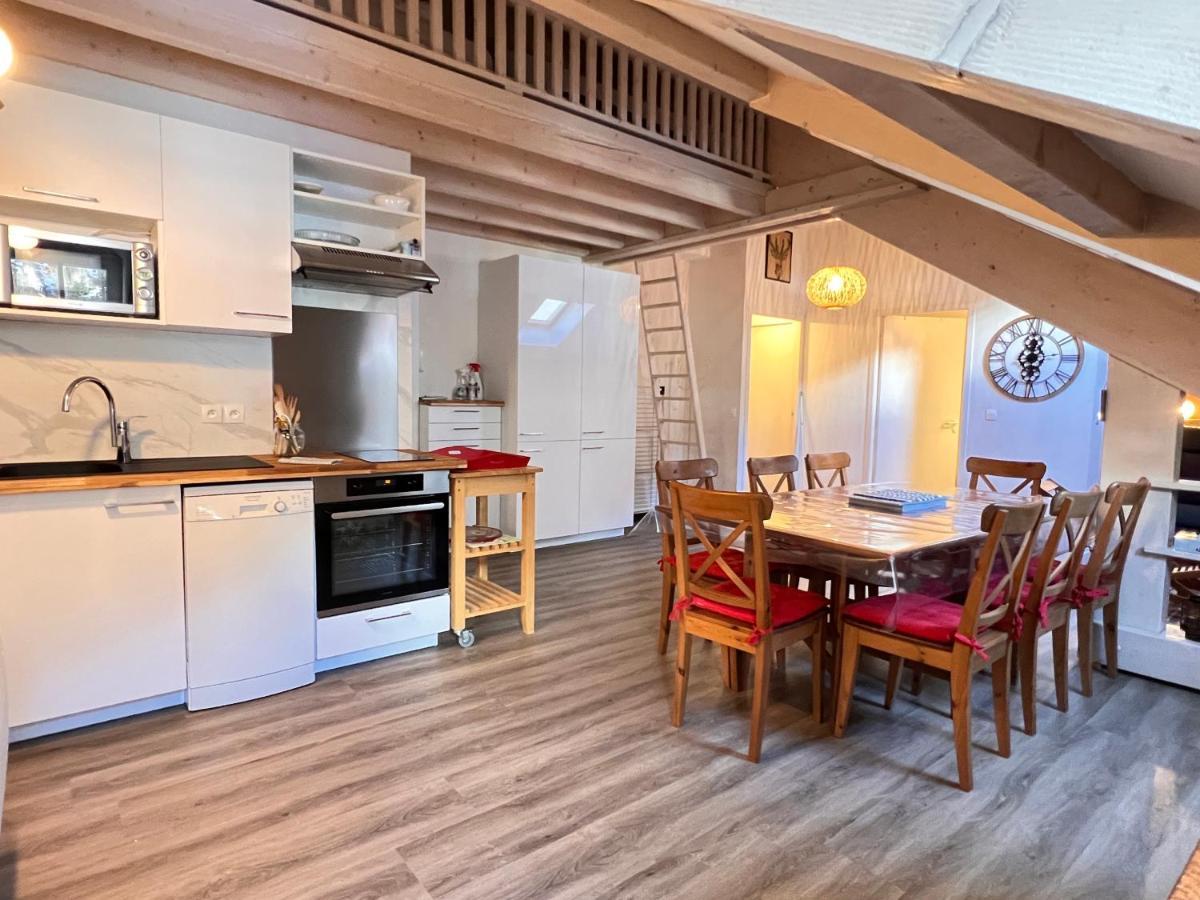 Place De La Mairie T2 Type Loft 70M2 Terrasse 35M2 โกเตอเรต์ ภายนอก รูปภาพ