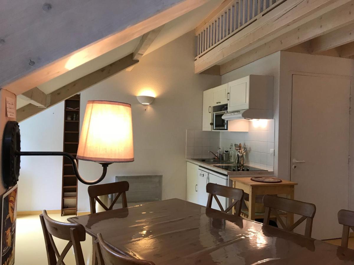 Place De La Mairie T2 Type Loft 70M2 Terrasse 35M2 โกเตอเรต์ ภายนอก รูปภาพ